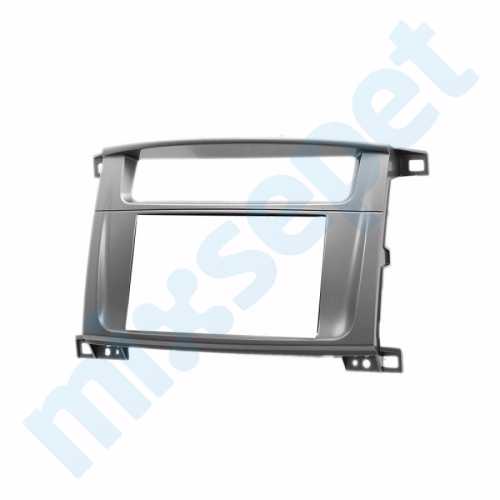Toyota Land Cruiser 100 Teyp ve Double Çerçevesi 07-005