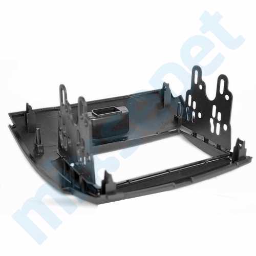 Isuzu D Max Double Multimedya Çerçevesi 11-292 