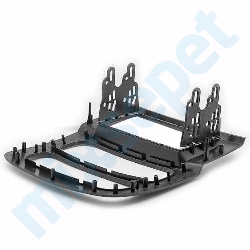 Dodge RAM Double Multimedya Çerçevesi 11-660 