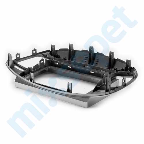 Hyundai Accent Era 9 inç Multimedya Çerçevesi 22-069