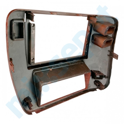 Nissan Patrol 9 İnç Multimedya Çerçevesi 22-2129