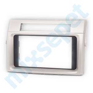 Toyota Verso Double Multimedya Çerçevesi 11-560 