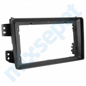 Suzuki Splash 9 İnç Multimedya Çerçevesi 22-370