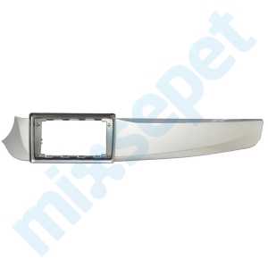 Alfa Romeo Giulietta 9 İnç Multimedya Çerçevesi 22-1154