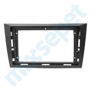 Volkswagen Golf 6 9 İnç Multimedya Çerçevesi 22-1240