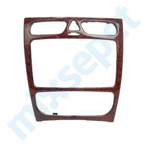 Mercedes-Benz C Serisi (W203) 9 İnç Multimedya Çerçevesi 22-1441