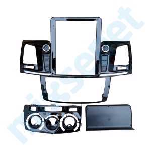 Toyota Hilux 9.7 inç Tesla Multimedya Çerçevesi 33-108